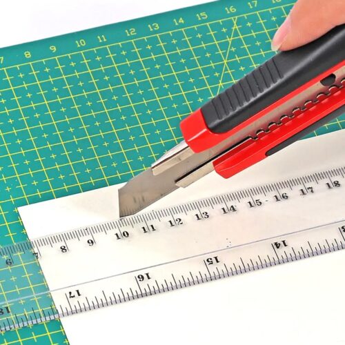 02_bb86ead5-bbaa-4f7d-8558-0234b562879c.jpg Heavy Duty 18mm Cutter Knife Set with Extra Blades for Office & Home